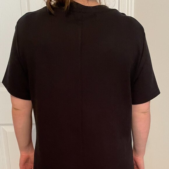 Short sleeved Shift Dress - Picture 3 of 6